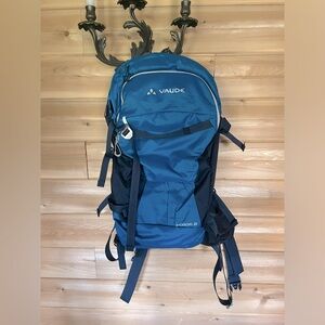 Hiking backpack - Vaude